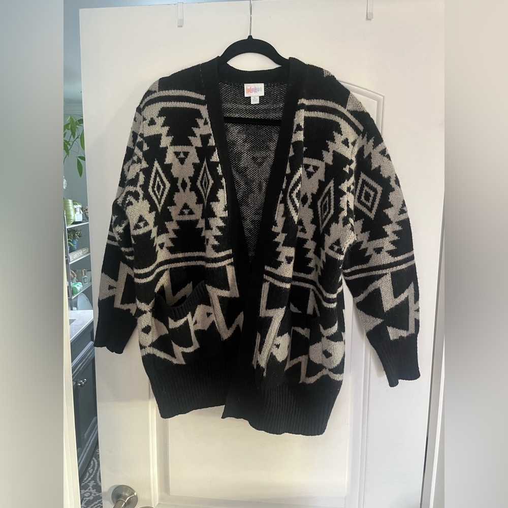 Lula Roe Peyton Cardigan